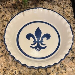 Stoneware Blue and White Fleur-de-Lis Pie Plate